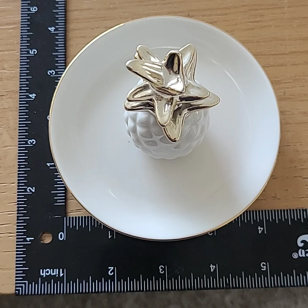 White and Gold Ceramic Pineapple Ring Dish